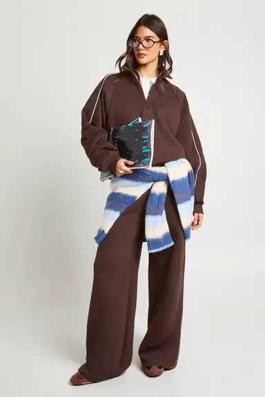 Half Zip Sweatshirt Piping Detail Tracksuit